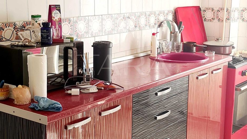 Apartament cu 3 camere în Gheorgheni, Cluj-Napoca. - Poză 1