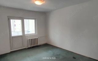 De inchiriat apartament nemobilat 3 camere decomandate Panduri, zona foarte buna - Poză 5