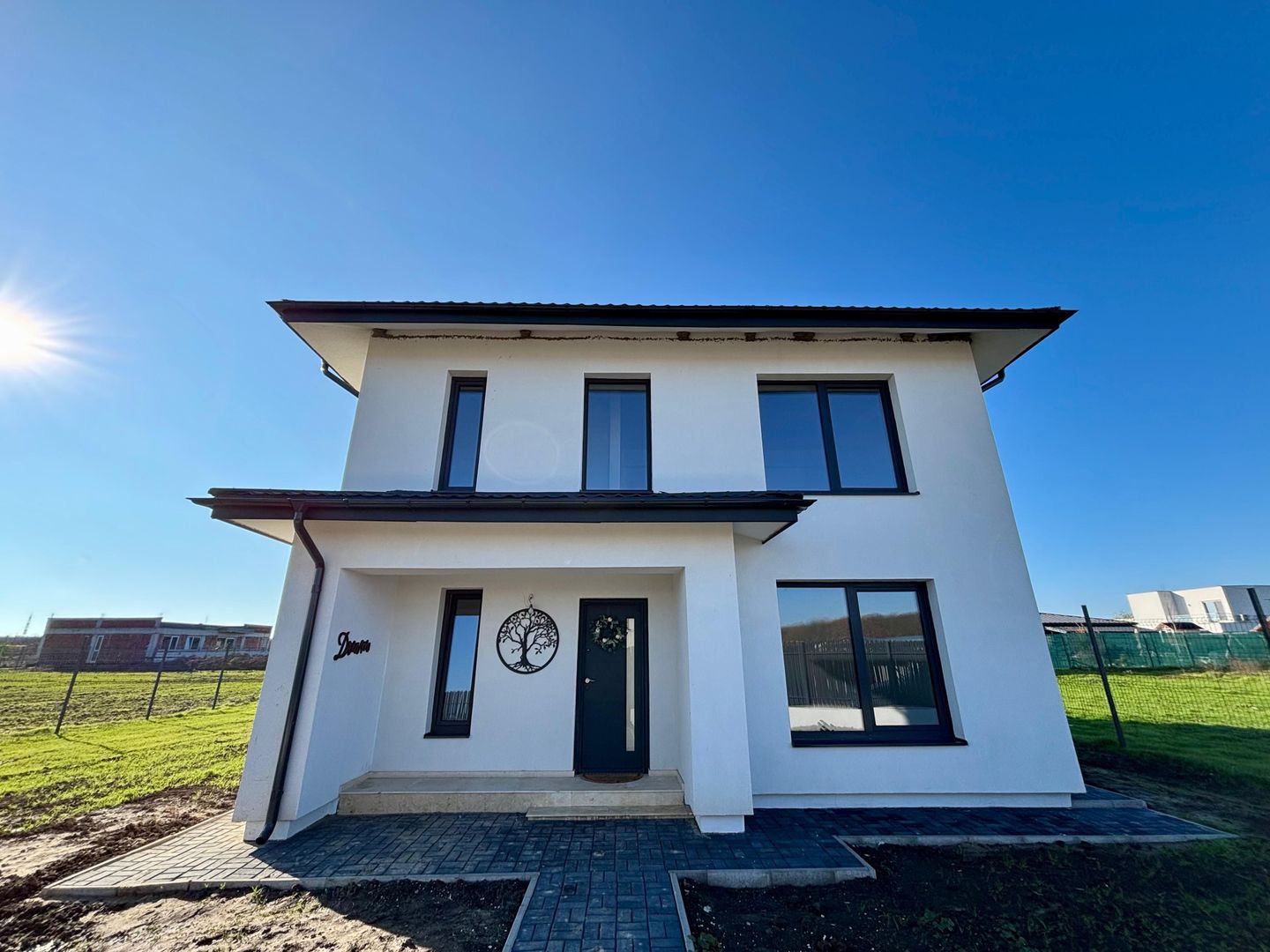 Vila pentru cei care vor spațiu, natură și acces rapid către București - Poză 36