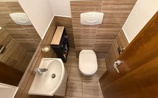 Apartament 3 camere modern – 2015, luminos - Poză 12