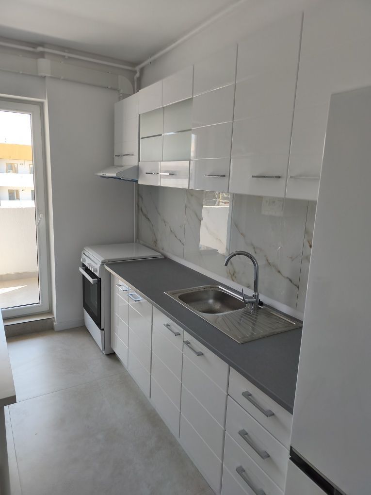 Inchiriez garsoniera metrou Berceni-Centrala proprie - Poză 3