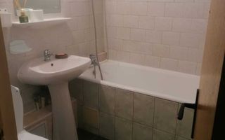 2 camere, etaj 8/9, bloc izolat, balcon, AC, Mega Image la parter - Poză 8