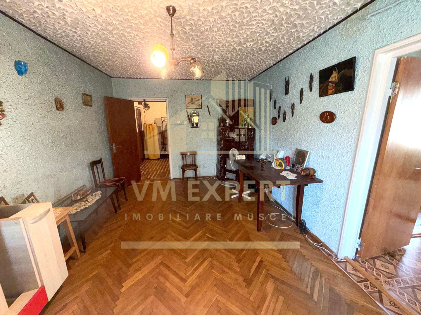 APARTAMENT 3 CAMERE ETAJ 4 CAMPULUNG - Poză 1