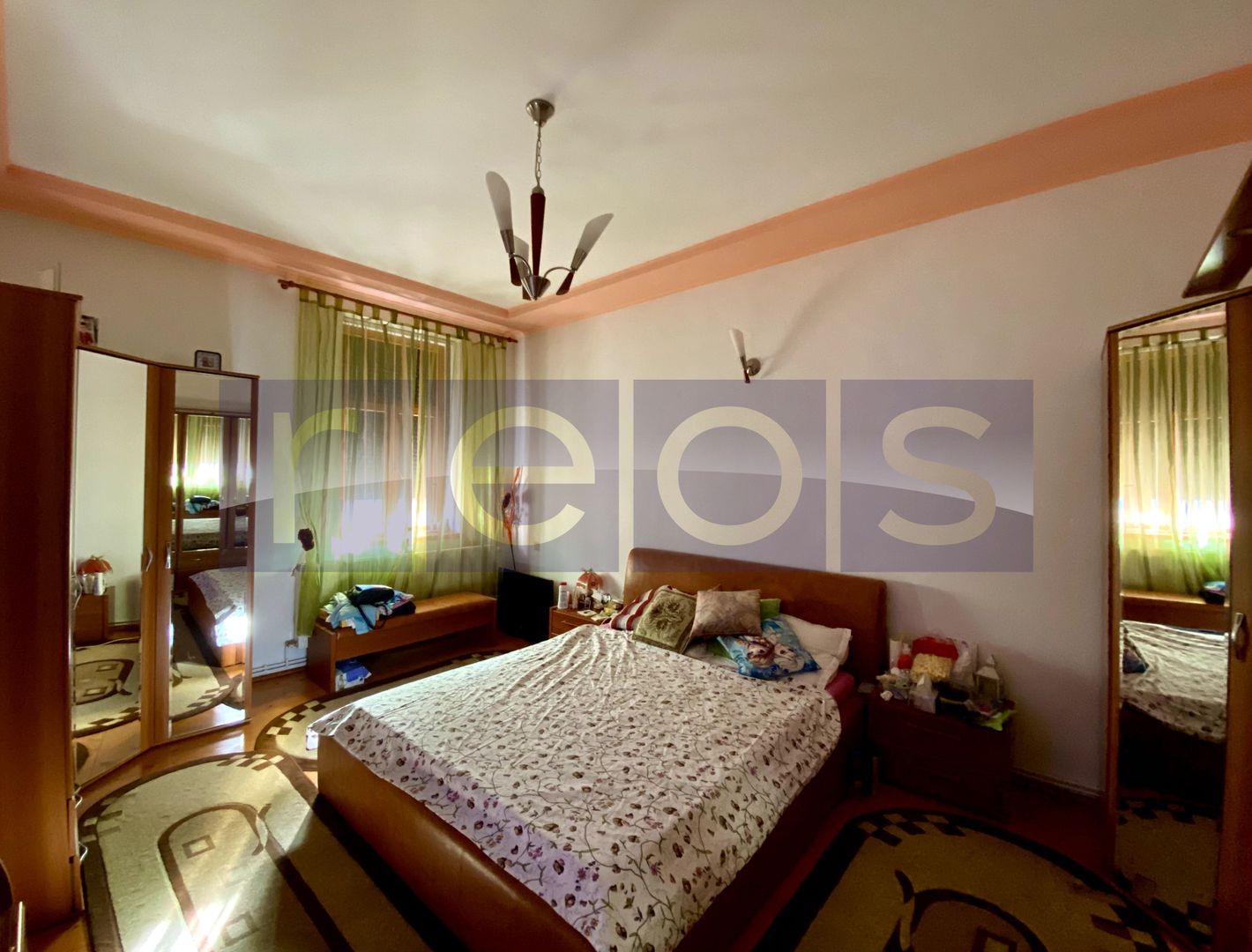 DE VANZARE 3 CAMERE 100 MP | BOXA 10 MP | SEBASTIAN | VULCAN CENTER - Poză 5