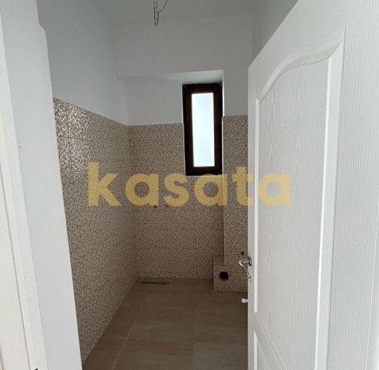 Super pret I Casa tip duplex P+1 I 4 camere I 3 bai I Balotesti - Poză 11