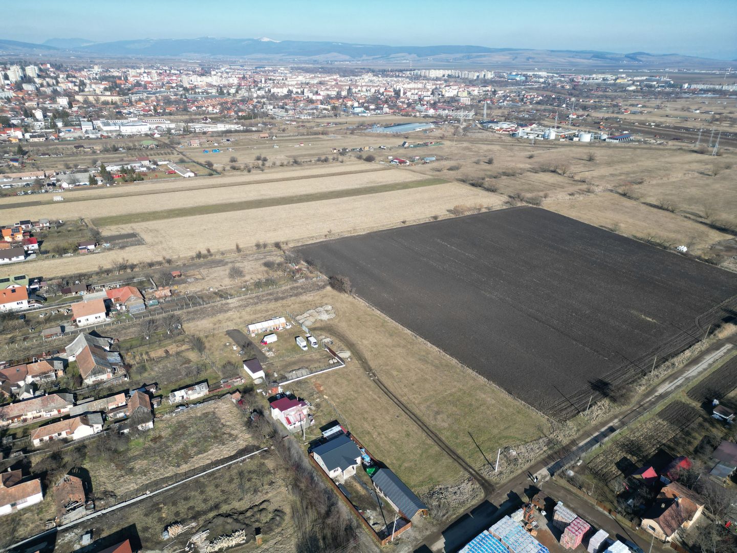 Două parcele de teren intravilan 648/1520 m² de vanzare Sfântu Gheorghe - Poză 4