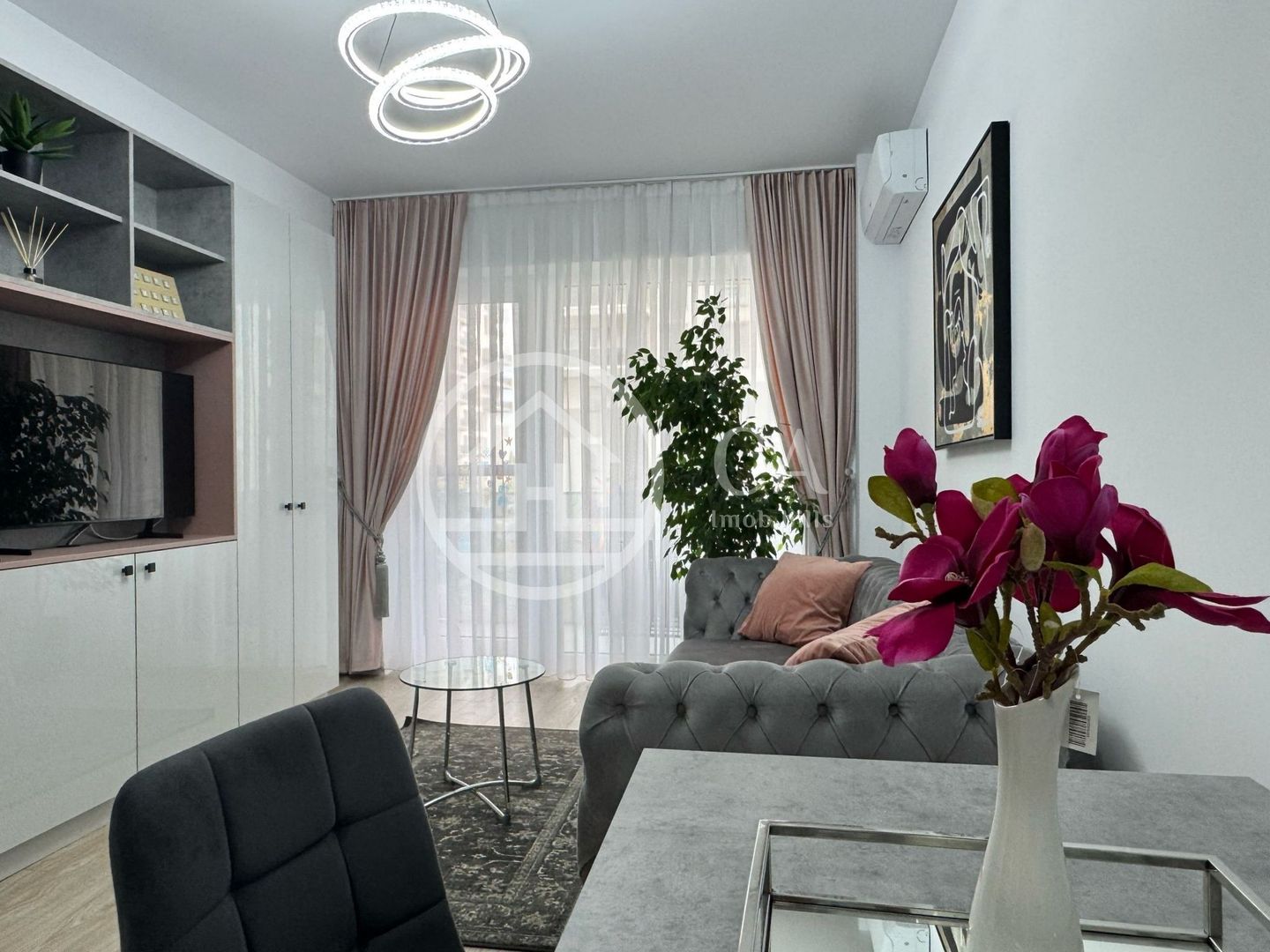 Apartament LUX cu 3 camere de vanzare in Prima Arena, Oradea - Poză 2