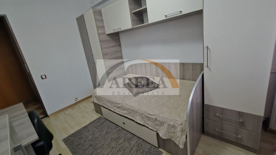 De vanzare - elegant, renovat complet - 3 camere la Calea Vacaresti - Poză 7