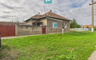 Casă cu teren generos, zonă centrală, Curtici - Poză 21