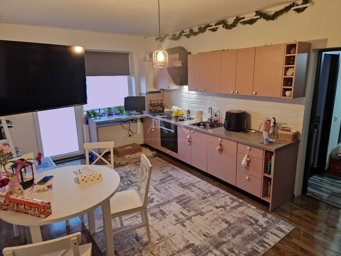 Apartament decomandat, 50 mp, Baciu. - Poză 2