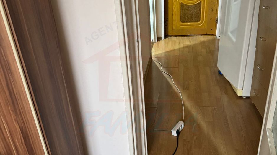 GARSONIERĂ DE ÎNCHIRIAT – ETAJ 2 | 250 €/LUNĂ - Poză 8
