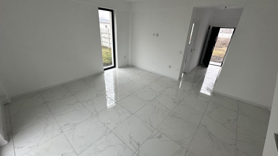 CASA INSIRUITA 5 CAMERE - BRAGADIRU, TOATE UTILITATILE, COMISION 0% - Poză 13