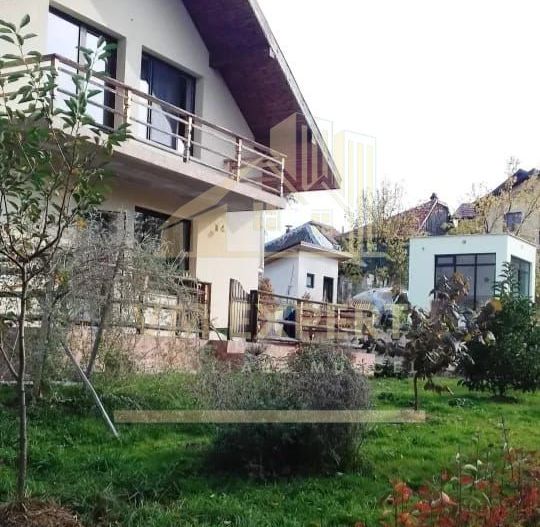 VILA DE VANZARE, CAMPULUNG, ZONA MARCUS, 150 MP, TEREN 1843 MP - Poză 16