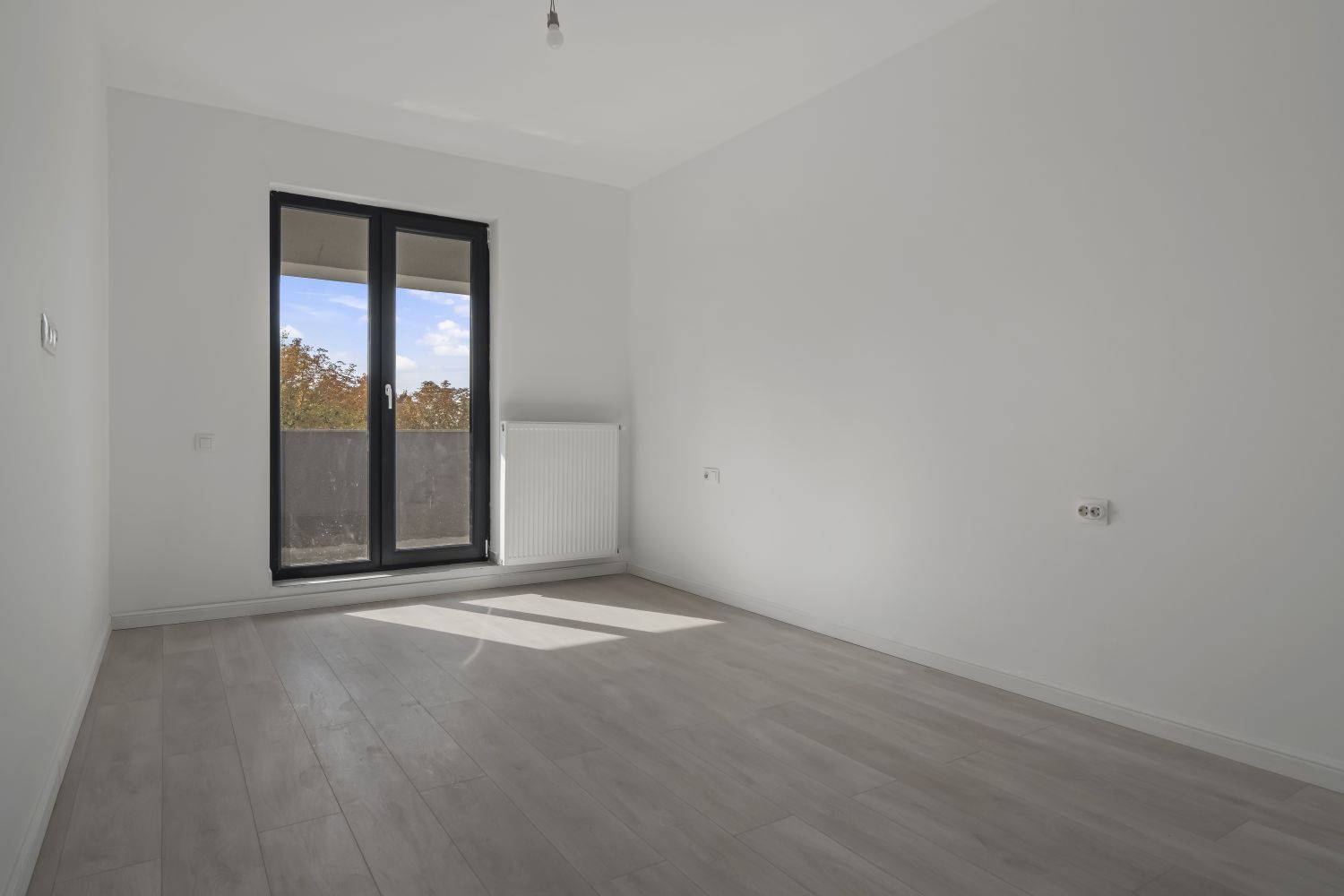 2 CAMERE, SPATIOS, 65.4 mp, FINISAT MODERN, LANGA METROU PRECIZIEI, FINALIZAT - Poză 2