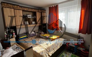 Apartament renovat cu 2 camere de vânzare in Sebeș - Poză 2