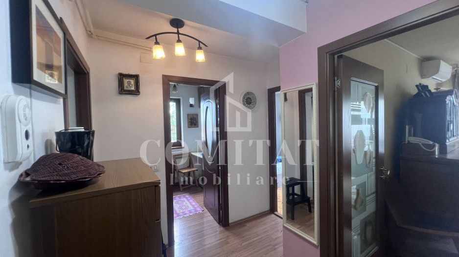 Apartament cu 3 camere | decomandat | zona Primăverii - Poză 3