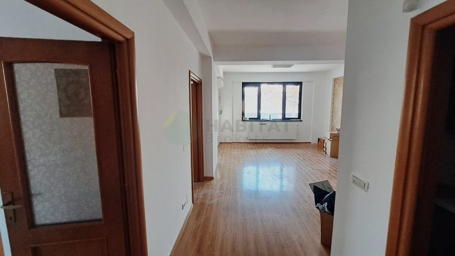 Apartament 3 camere Jiului + 4 locuri parcare - Poză 8