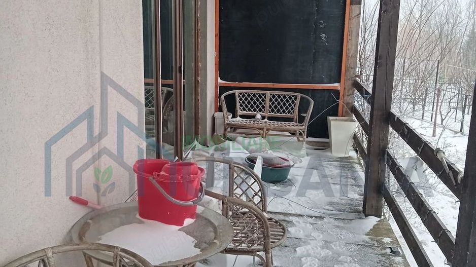 Casă duplex din lemn, Zona Păun Bârnova, vedere panoramică - Poză 1