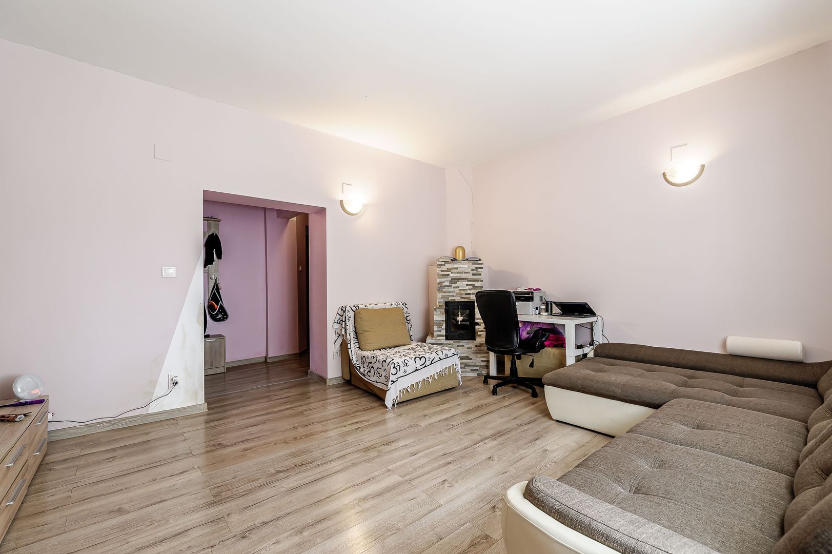 REZERVAT!Apartament 2 camere spatios la casa individuala zona centrala - Poză 8