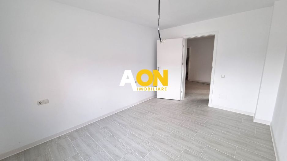 Apartament cu 2 Camere, Bloc Nou, Zona Schit - Poză 3