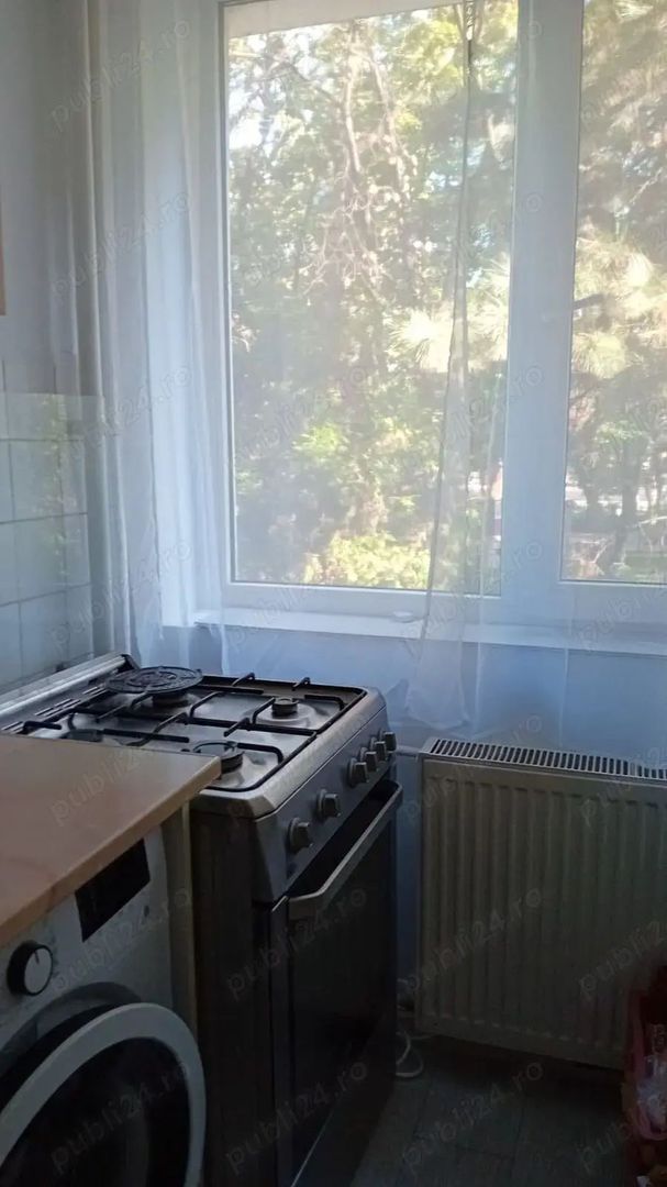 Garsoniera Renovata, etaj 1. Grand Arena. - Poză 9