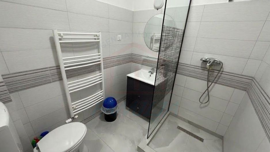 IMOBIL ULTRACENTRAL DE ÎNCHIRIAT | 170 MP | ZONA PIEȚEI CENTRALE - Poză 5