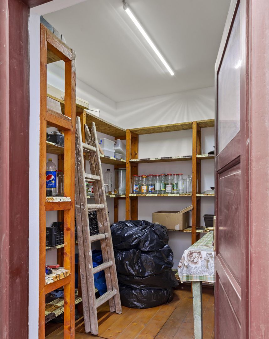 Vindem apartament la curte aproape de parcul Carol - Poză 11