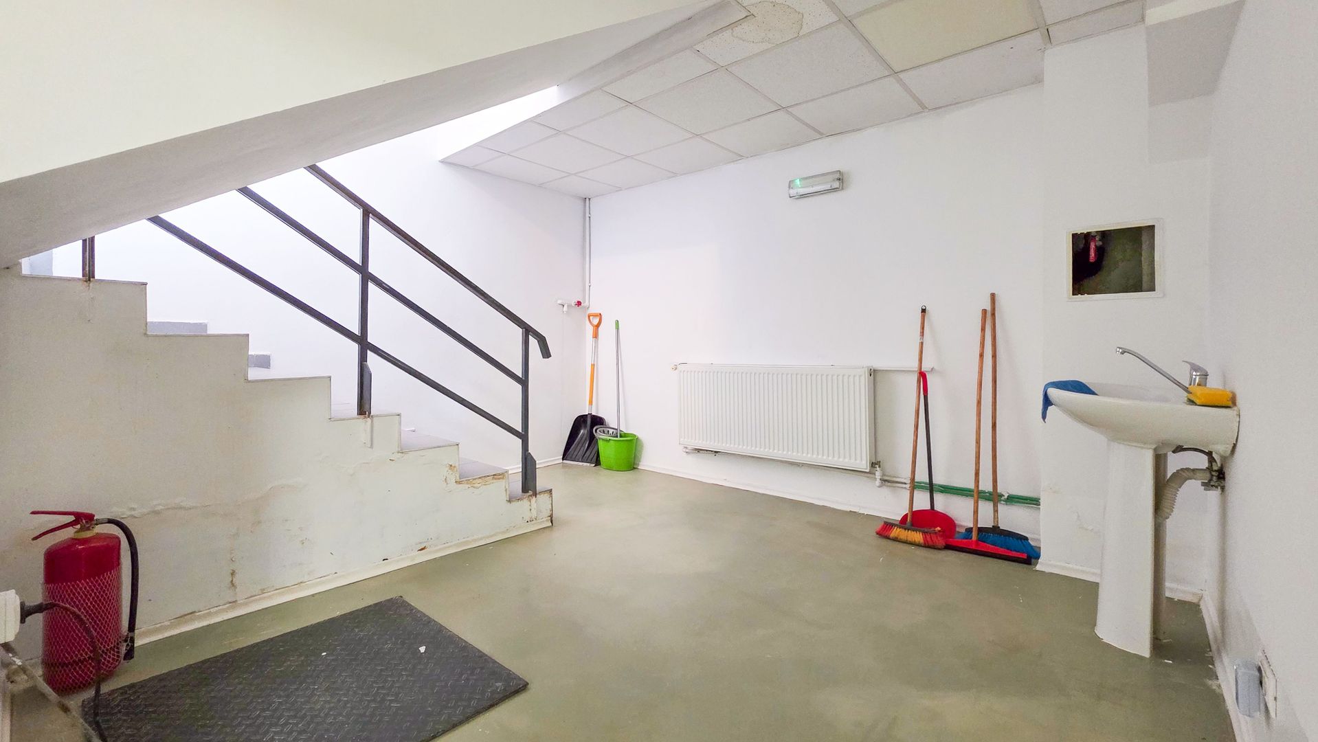 Spațiu industrial–afacere catering la cheie, teren&hală 750 mp S+P+1E - Poză 26