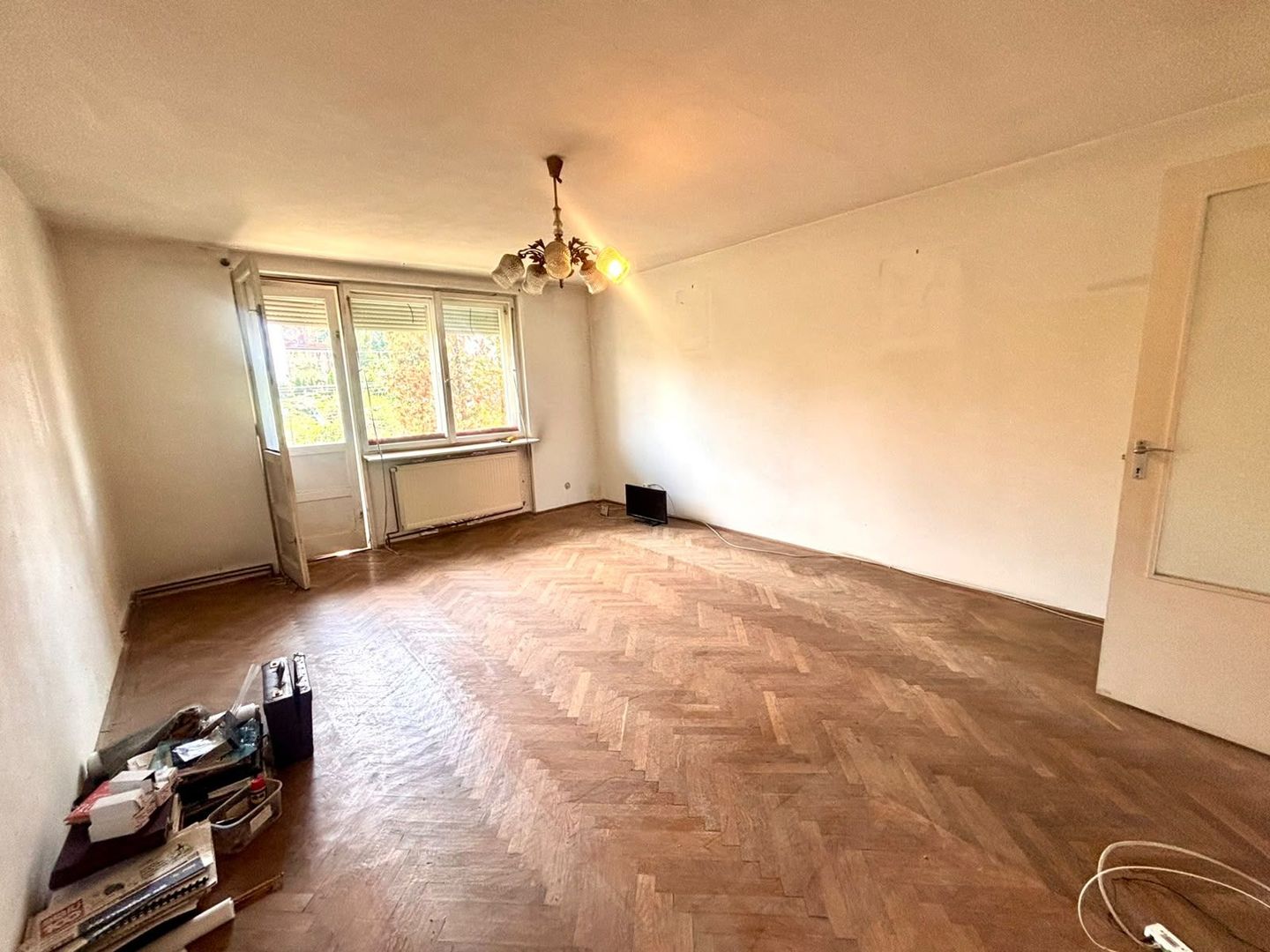 Apartament 3 camere central Ștrand cu garaj si boxa - Poză 7