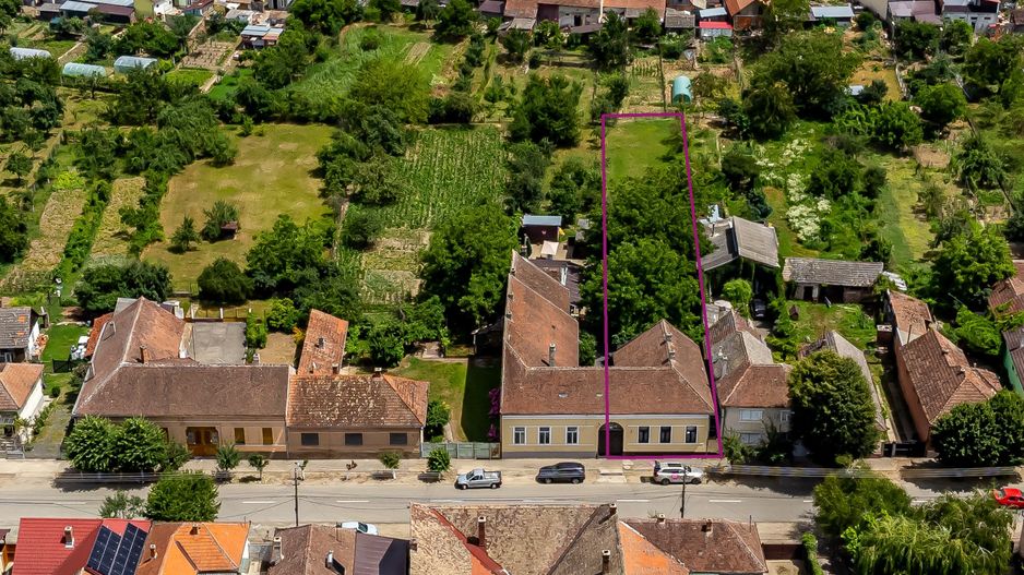 Proprietate Rezervata Casă boierească cu teren generos in Lipova - Poză 3