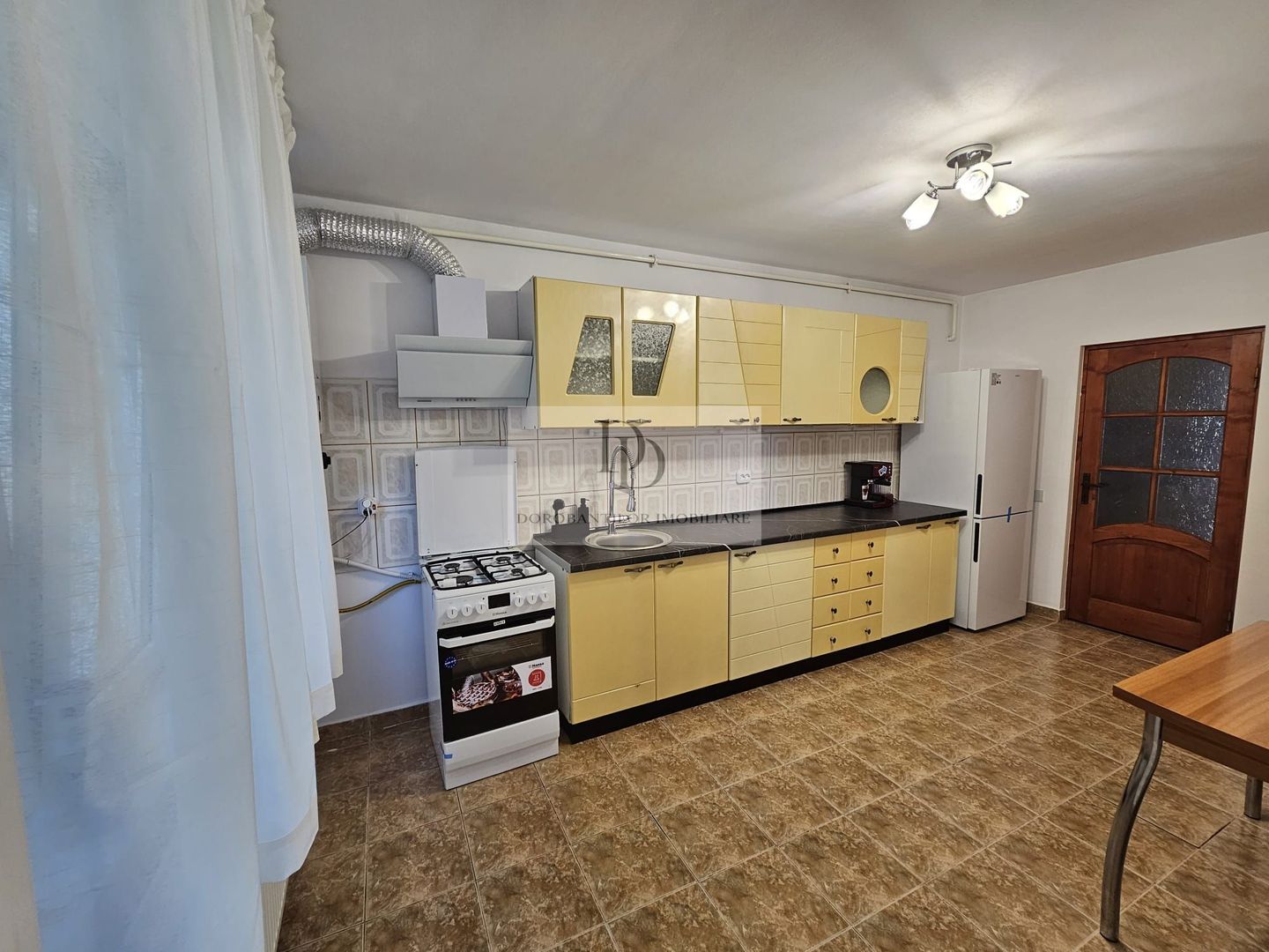 Apartament 4 camere de închiriat | Garaj + Parcare | Zorilor - Poză 12
