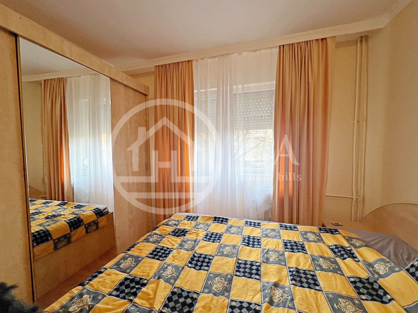 Apartament cu 4 camere de vânzare in zona Nufărul, Oradea - Poză 8