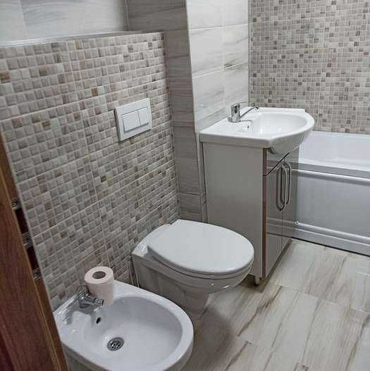BRASADAS vinde ap 3 camere, zona soarelui etaj 1/4. - Poză 4