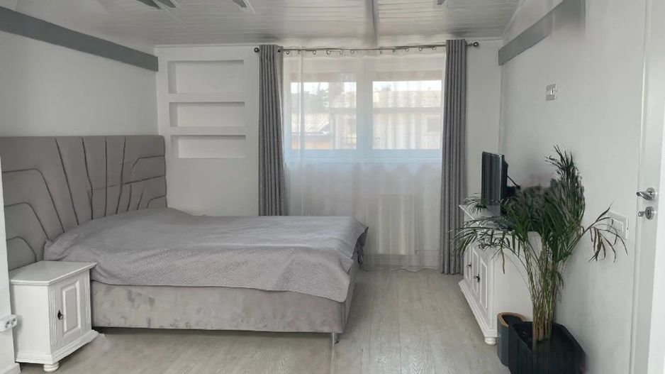 Inchirere vila deosebita si moderna in Vatra Luminoasa - Poză 6