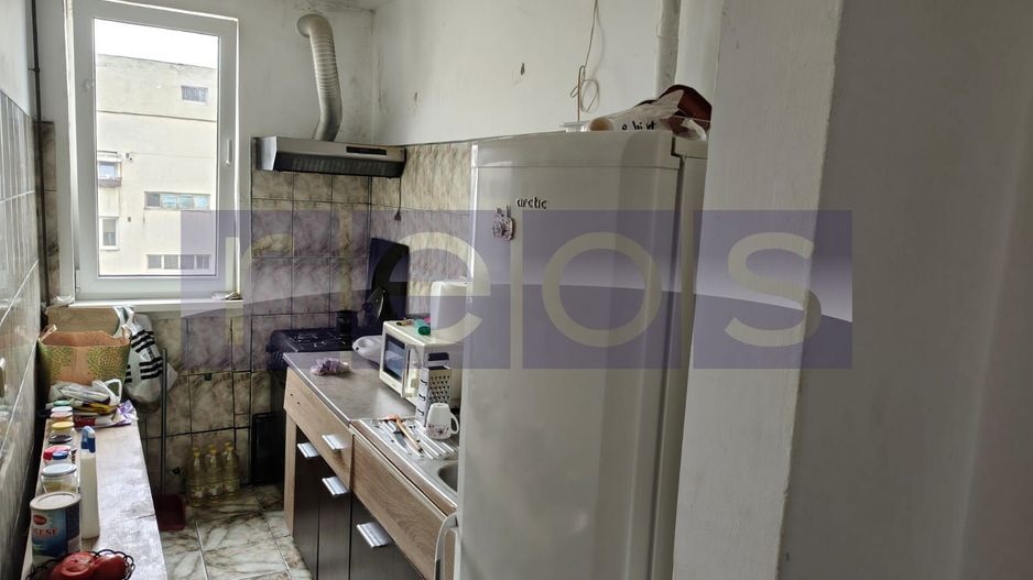 VANZARE 4 CAMERE I DECOMANDAT I METROU I ZONA PARCULUI DRUMUL TABEREI - Poză 3