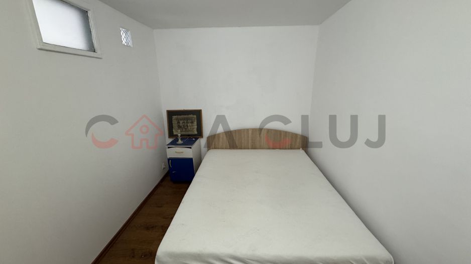 Casă cu curte comună, Zona Sala Sporturilor! - Poză 4