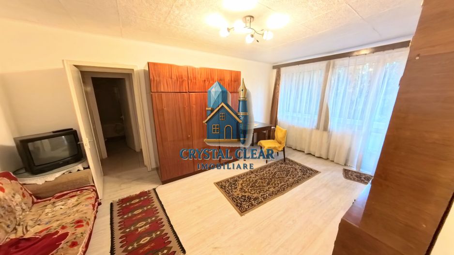 Apartament 2 camere, cartierul Aleea Carpați, zona Darina - Poză 2