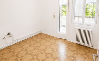 Apartament spațios cu 3 camere, 87 mp utili, 2 garaje, etaj 1 la casă - Poză 4