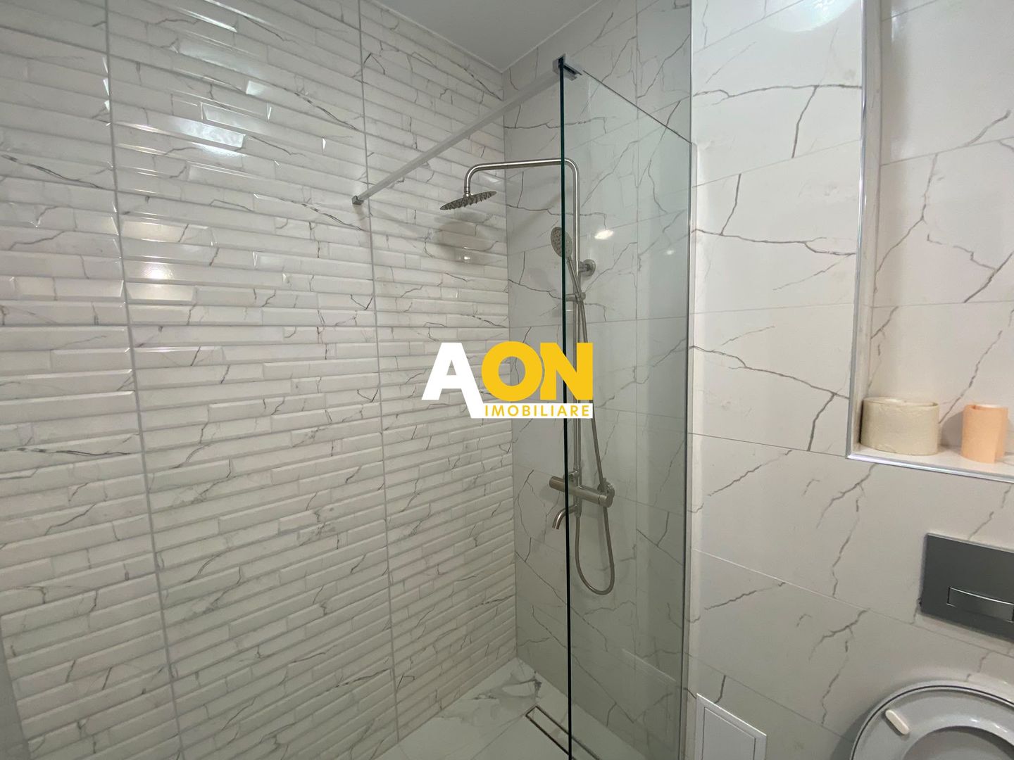 Apartament cu 4 Camere, Bloc cu Lift, Bld. Transilvaniei - Poză 11