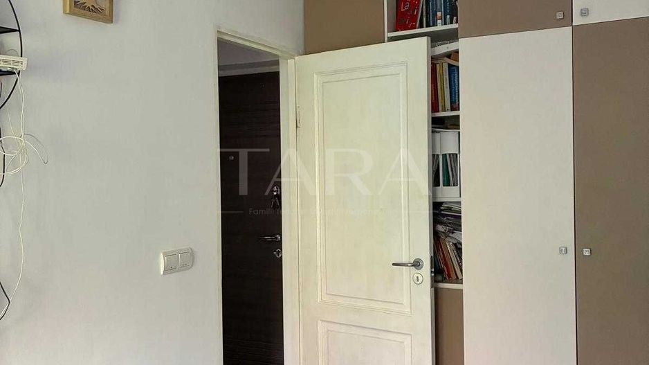 Garsonieră modernă, complet utilată, Gruia. - Poză 4