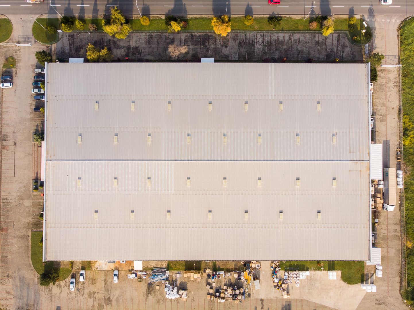 Hală industrială modernă în zona de est, Arad - Poză 6