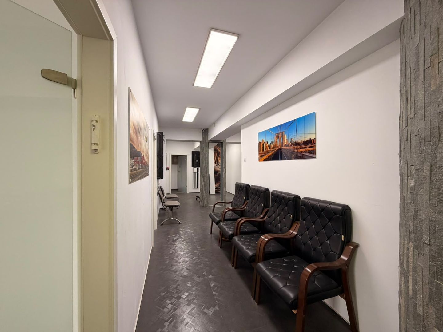 Spatiu comercial / birouri  - 230 mp |  Parcare privata - Poză 5