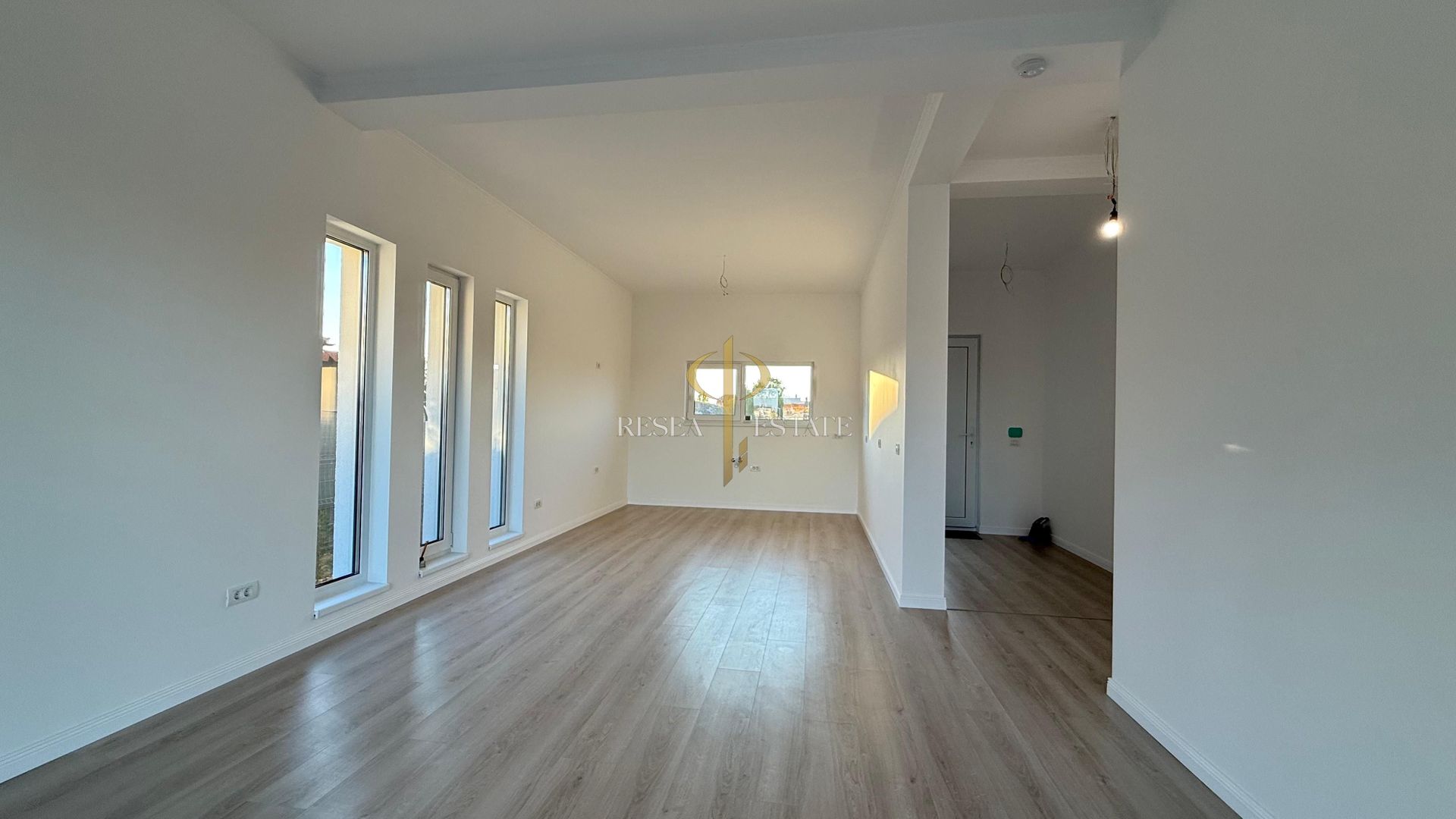 Duplex modern, eficient energetic, 108 mp utili, teren 375 mp - Poză 3