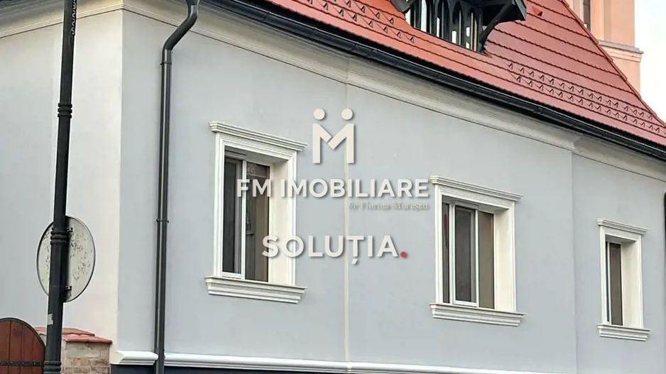 Casă spațioasă în Centrul Vechi – Baia Mare - Poză 4