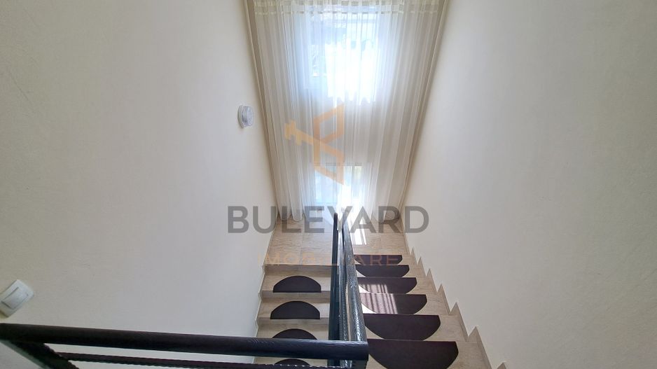 Comision 0! Casa 206 mp utili + pod 60 mp, 4 parcari, 304 mp teren - Poză 18