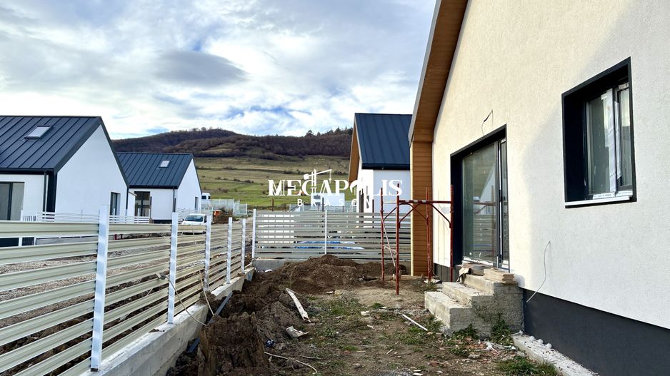 Casă 4 camere / Codlea / Credit / 100mp - Poză 26