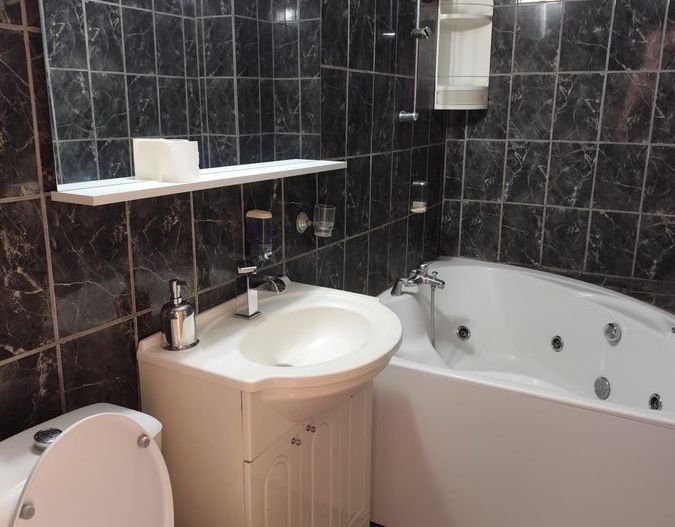 Apartament 3 camere, parțial mobilat, centrala, 2 băi, Mall Vitan - Poză 7