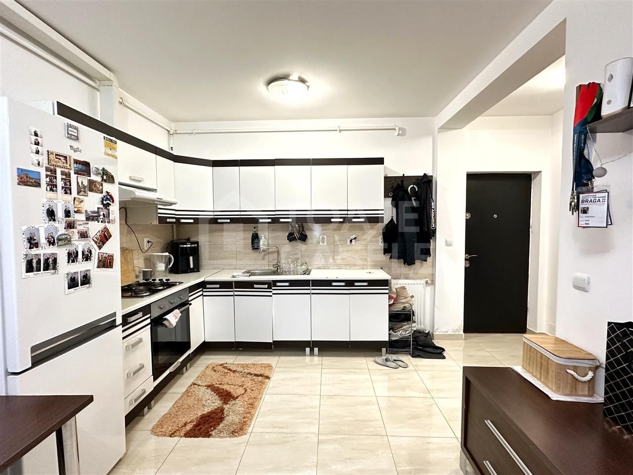 Apartament cu 2 camere, mobilt, utilat, terasa 14 mp, zona Auchan - Poză 3