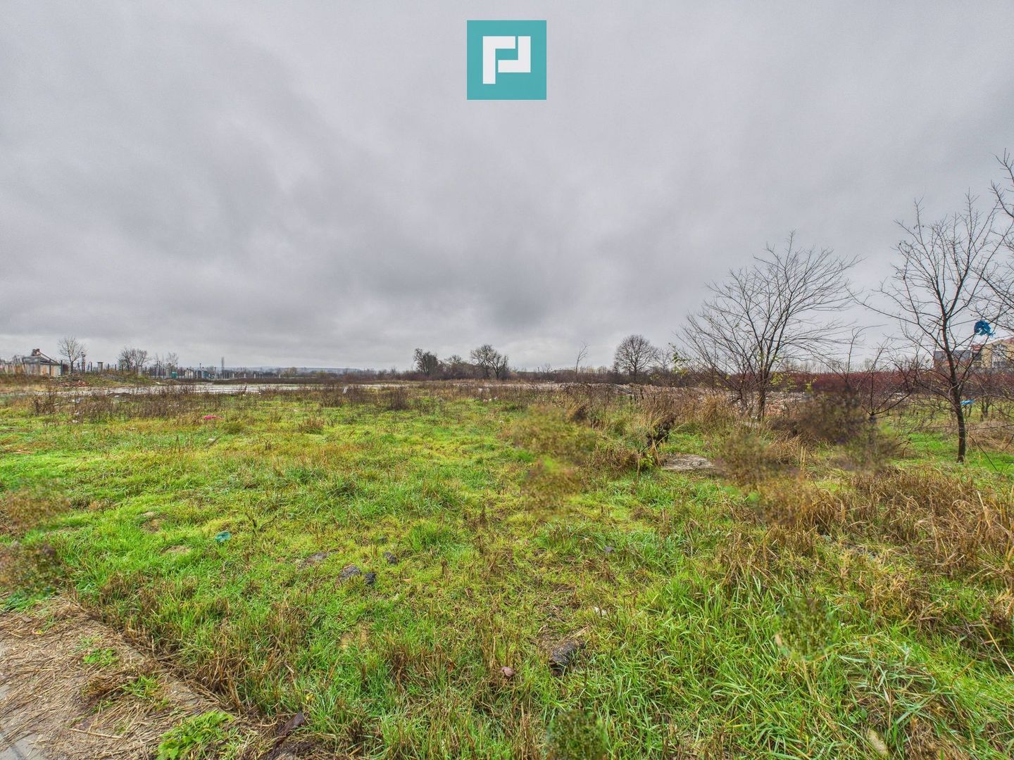 Teren intravilan de 4131 mp, în orașul Sebiș, Arad - Poză 9