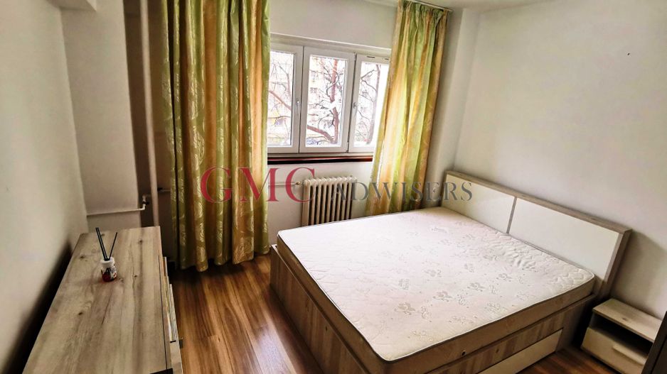 Apartament 3 camere B-dul Chisinau - Mega Mall - Poză 3